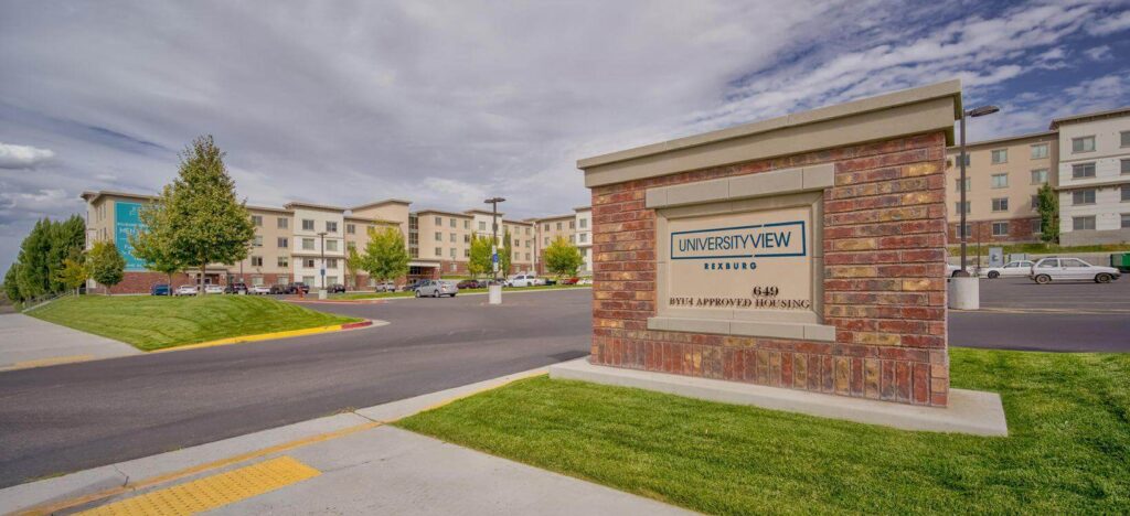 University View apartment sign